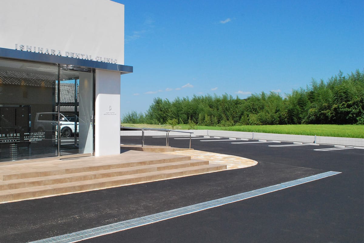 駐車場（西側）